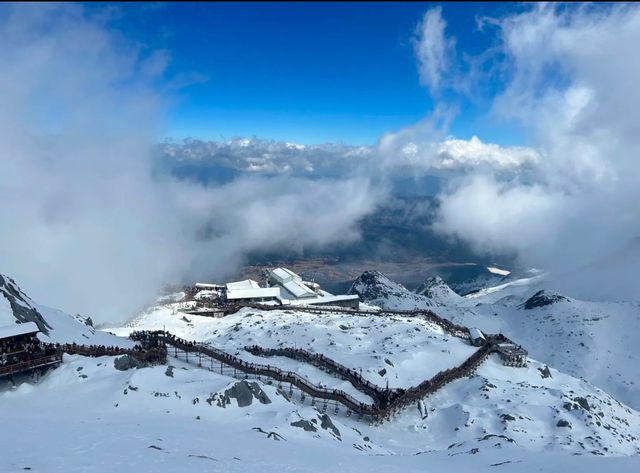 【麗江超級攻略】一次旅行，兩種風情，雪山與古城的浪漫