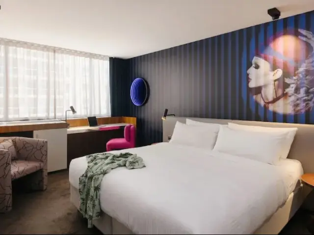 Hotel indigo Sydney 