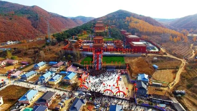 走進延吉東來寺，邂逅自然與禪意交織嘅靈境