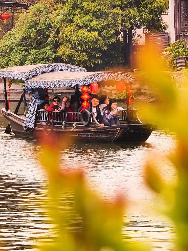 最佳旅行時間
✅ 春秋季（3-5月、9-11月）氣候宜人，適合漫步古街，賞花賞景。