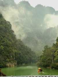 荔波小七孔避暑攻略 | 解鎖「地球綠寶石」清涼玩法