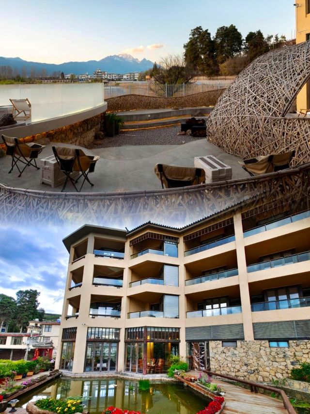 麗江最美民宿，雪山湖景房直接被治癒！！！