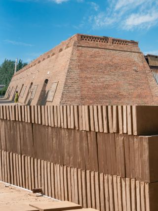 [Linqing Tribute Bricks | Building China's Spirit Brick by Brick]