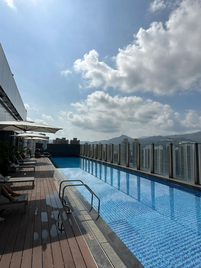  【香港帝逸酒店：毛孩天堂的寵物友善之旅】 