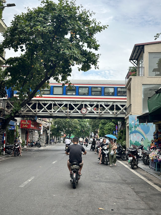 Beautiful Hanoi, A budget Friendly City Full Of Incredible Sights, Tastes and Scents. 