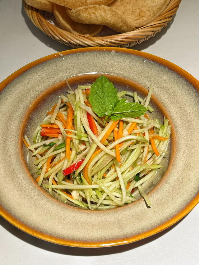 真係冇去越南！不過喺CBD附近食到正宗越南菜