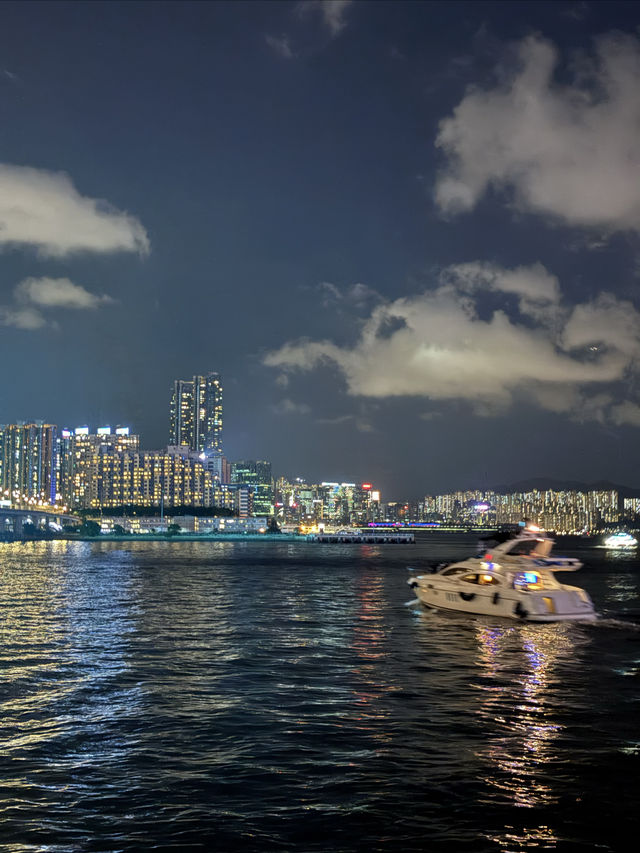 暴走4天逛遍香港精華！這個行程把經典打卡和小眾體驗都安排上啦~  行程亮點 Day1：暴走