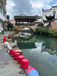 婺源遊山村｜千窗漏月噬龍脊 一溪浮燈鎖商魂