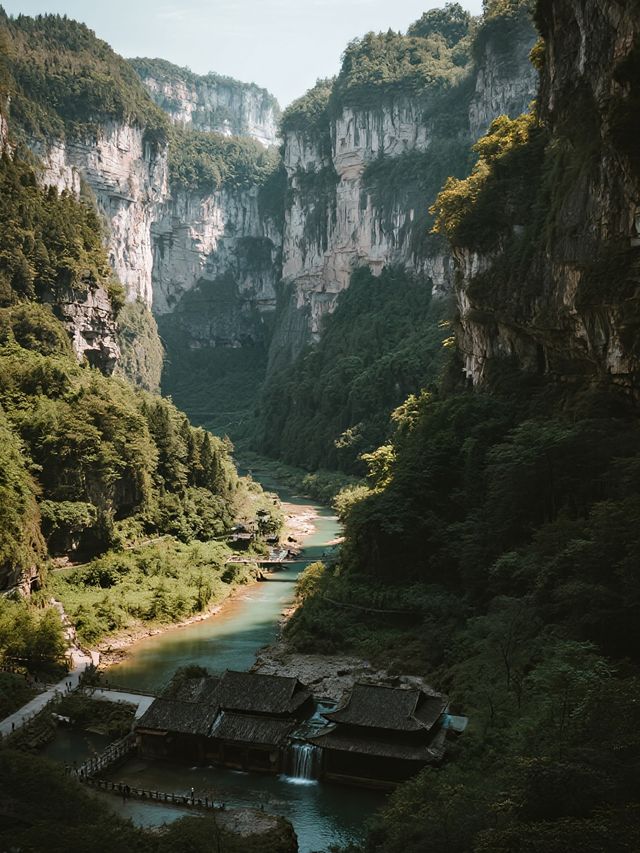 武隆天生三橋親子遊穿越仙俠世界！娃看瀑布超震撼