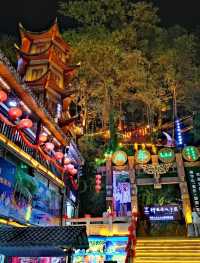 張家界 + 天門山 + 鳳凰古城 5 天 4 晚私人定製小包團（4-7 人）全程純玩無自費無購物 詳細行程與報價（不含餐）