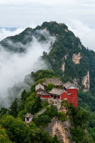 甘肅平涼真的被低估了！除了崆峒山，這49處石窟寺才叫絕！