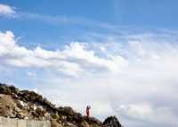 雪山之眸：野馬海子與貢嘎山系的冬日對話