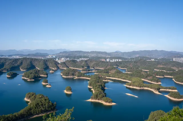 不是國外,是千島湖 不是國外,是千島湖