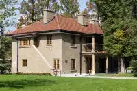 這個校園很美，而且沒有圍牆