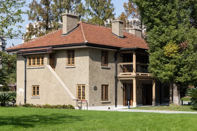 這個校園很美，而且沒有圍牆