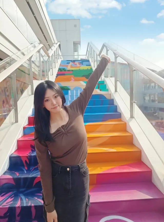 珠海新地標!旺角薈塗鴉彩繪樓梯 珠海新地標!旺角薈塗鴉彩繪樓梯