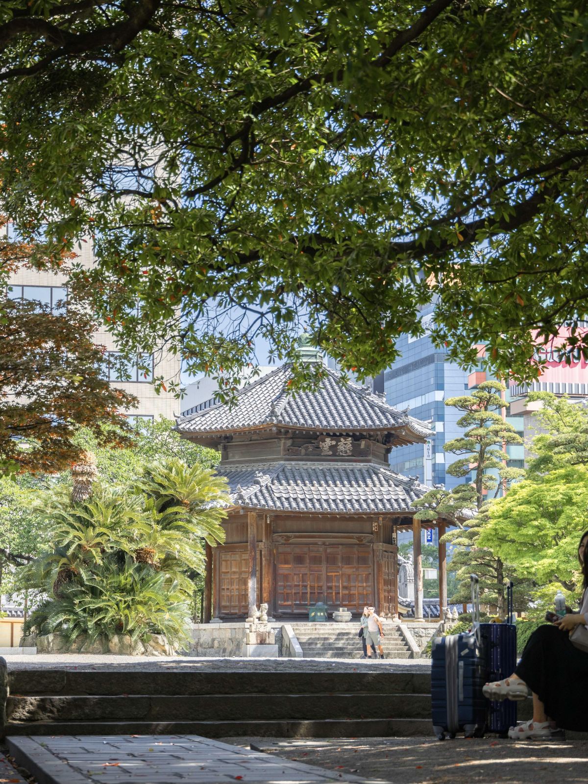 Safe Solo Travel Guide to Tochoji Temple 🛡️ | Trip.com Fukuoka