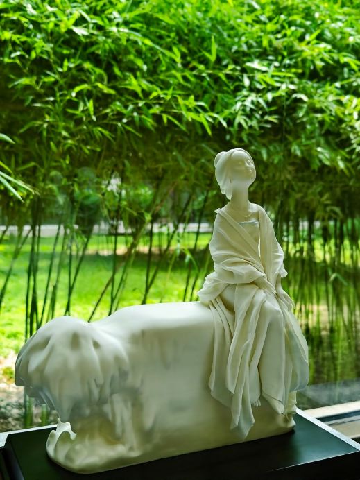 彫刻・オブジェ trueiin A treasure hunt in off-the-beaten-path exhibition halls ~ Hebei