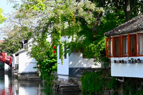 Jiangnan's hidden gem, a thousand-year-old ancient town | Trip.com