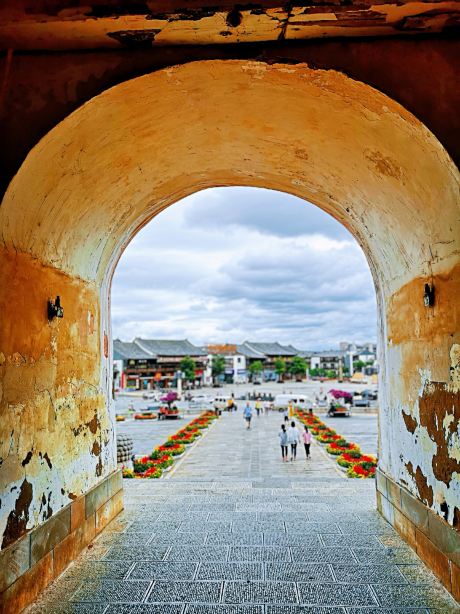 北京の天安門より28年早く建てられた明代の城楼 | Trip.com 建水