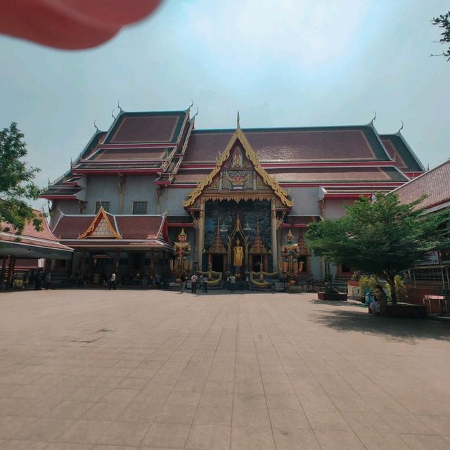 วัดบางพลีใหญ่กลาง