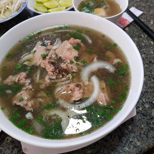 베트남 여행 쌀국수 맛집 Phở Quỳnh
