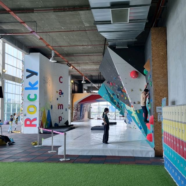 Family Friendly Rock Climbing in JB 🧗‍♂️