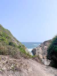 【景色十分優美的四面環海島嶼】