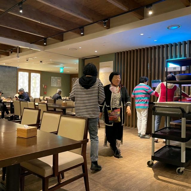 酒店早餐體驗分享～濟州欣欣機場酒店(Shin Shin Hotel Jeju Airport)……自助式吃到飽