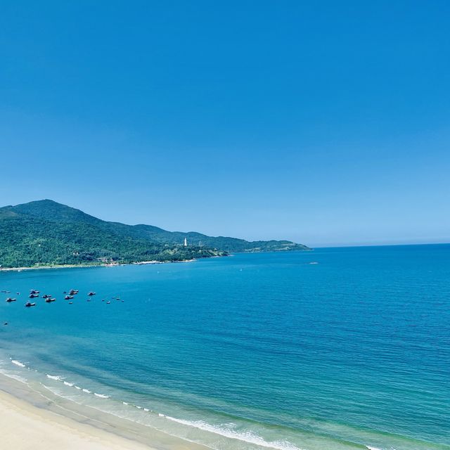 Danang - the best beach front hotel 