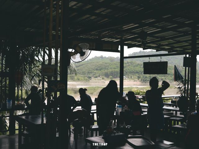ก๋วยเตี๋ยวห้อยขา หนองคาย