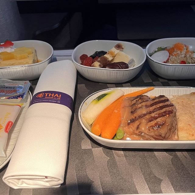 TG417 BKK-KUL Royal Silk