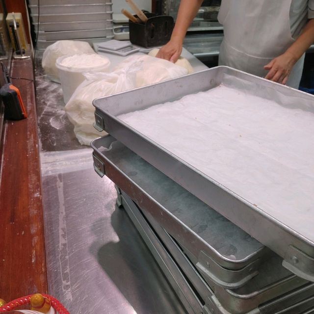ライトアップが綺麗！夜の元町中華街