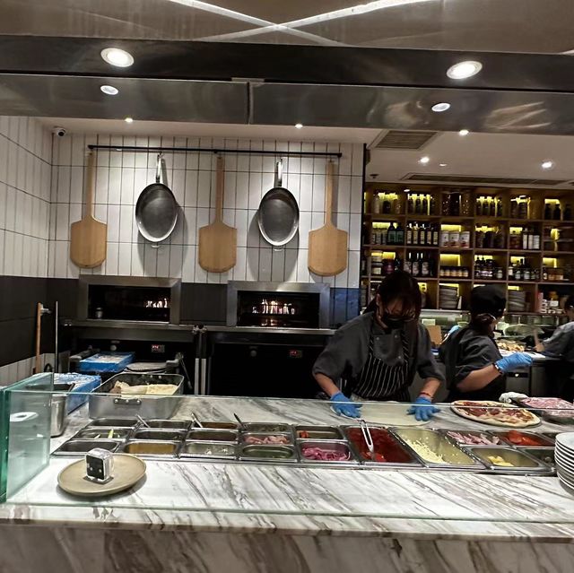 尖沙咀圓方晚餐, 半價食西餐「Cafe Deco Pizzeria」
