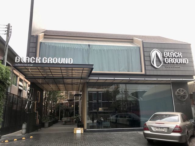 Black Ground Cafe & Dining 
