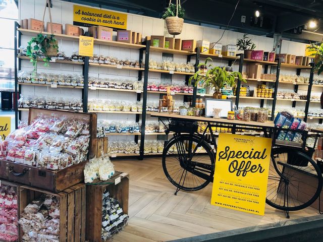 荷蘭🇳🇱鹿特丹 Rotterdam 🛍️🛒🎁 Market Hall (Markthal) 拱廊市場