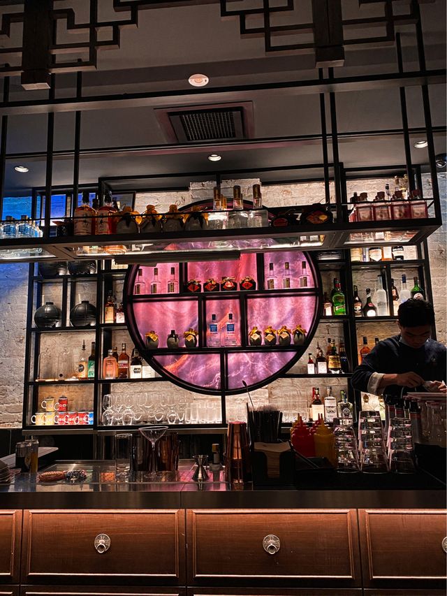 Cool Bar to Unwind in Kuala Lumpur 🇲🇾🥂