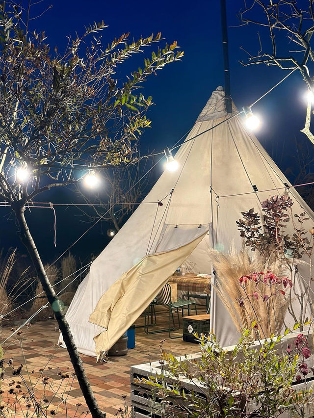 사계절 꽃이 피는 공간에서의 따스한 촌캉스, 오늘의 우리 집🏠 