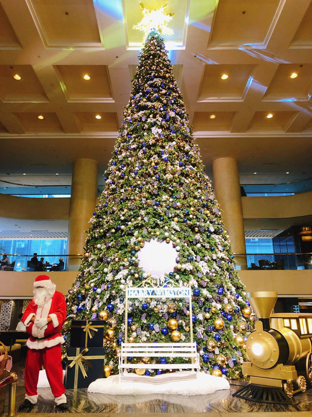 台北｜🎄🎅🏻五彩巨大聖誕樹🎁🎀 Regent Taipei 晶華酒店-中庭咖啡廳