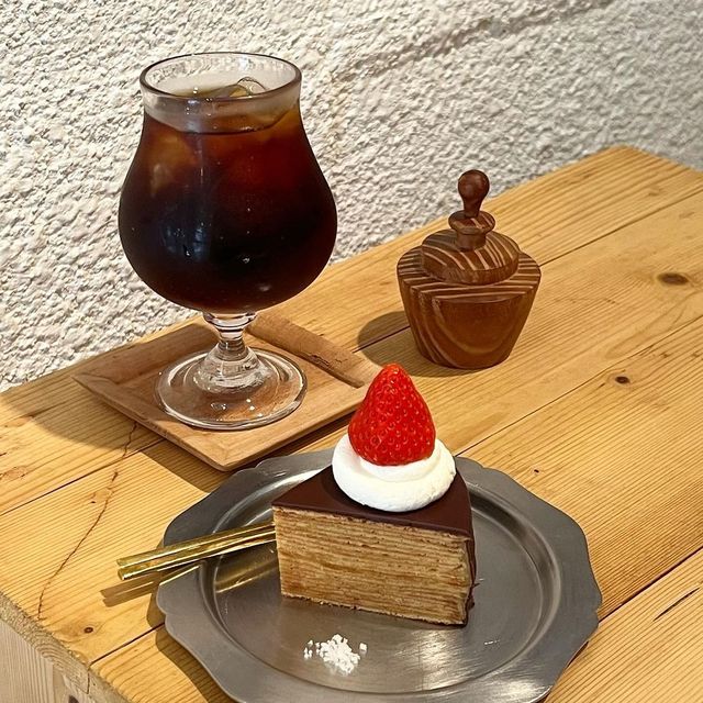 【福岡カフェ】伝統ある箱崎縞の織物の販売と、おいしいスイーツをいただけるカフェ