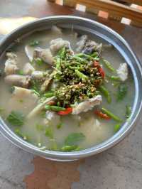 ครัวเจ๊นงค์ ร้านเด็ดติดทะเล