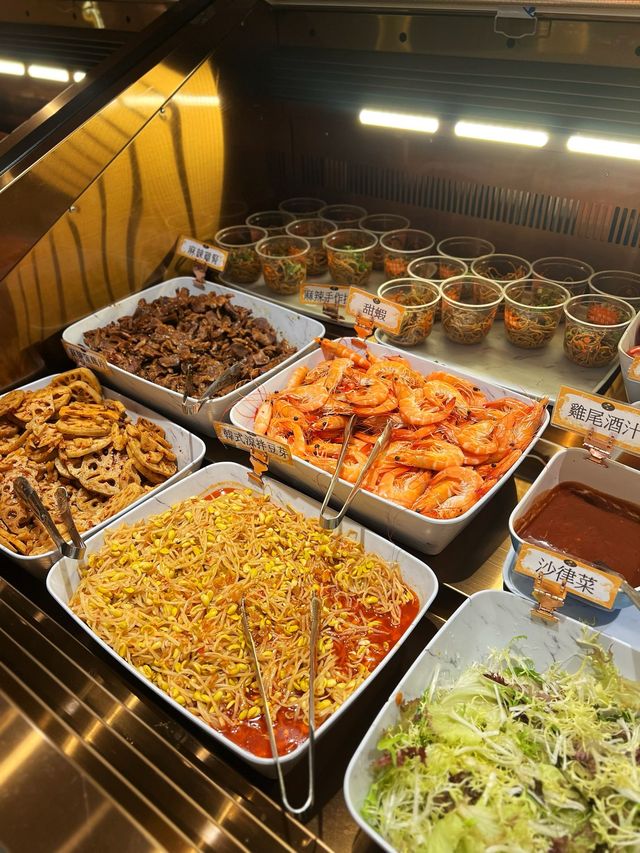 「一鍋堂」葵芳新都會分店：多款火鍋任食，牛肉海鮮美味