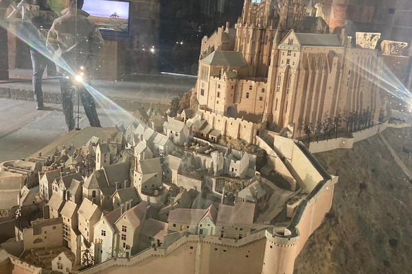 モン・サン・ミッシェル 通行証 2017-2018　ウォールアート モン・サン・ミッシェル 通行証 2017-2018 ウォールアート