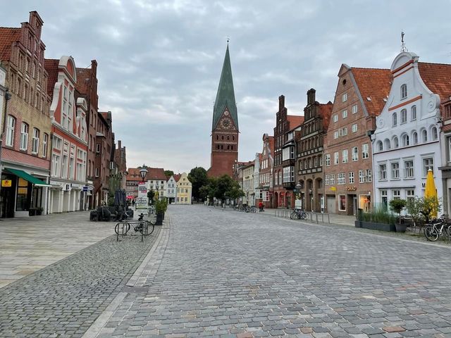 Walking through its well-preserved streets