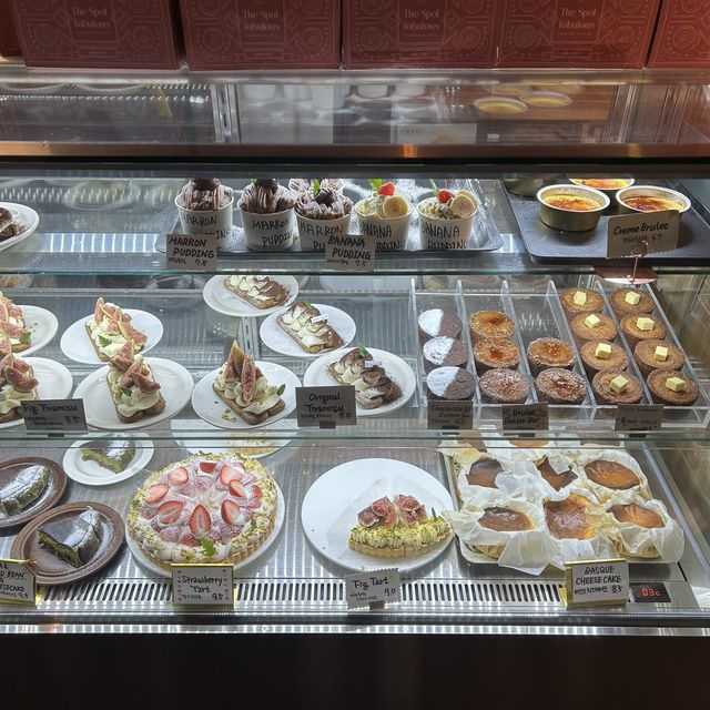 서울 중심에 위치한 뉴트로 카페, 더 스팟 패뷸러스☕️
