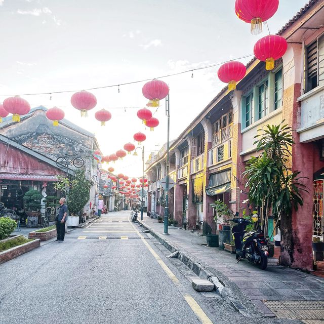 Crispy morning walk in Georgetown, Penang