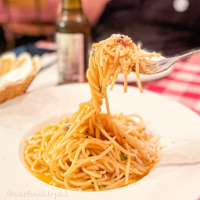 堅尼地城站｜落地大玻璃欣賞夜景 價錢相宜嘆意大利菜🇮🇹