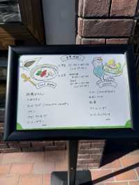 【福岡カフェ】煉瓦とステンドグラスに囲まれたレトロ喫茶☕