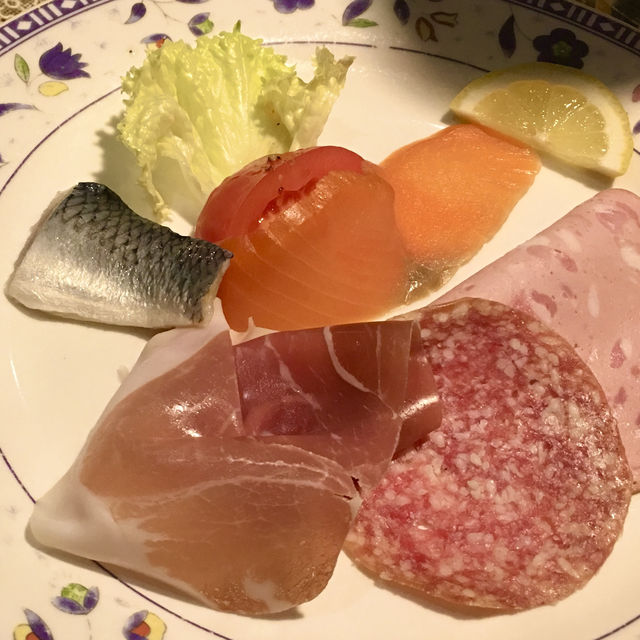   독일식 요리로 유명한 도쿄 신주쿠 맛집 - Keitel