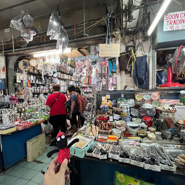 Kim Yong Market: Where Treasures Await